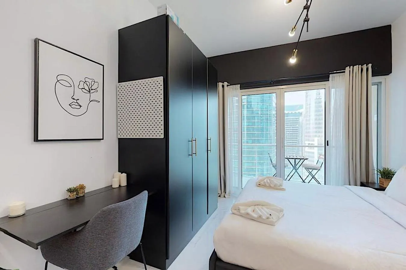 Earthy & Sharp - Studio With Lake View - Jlt Dubái Apartamento